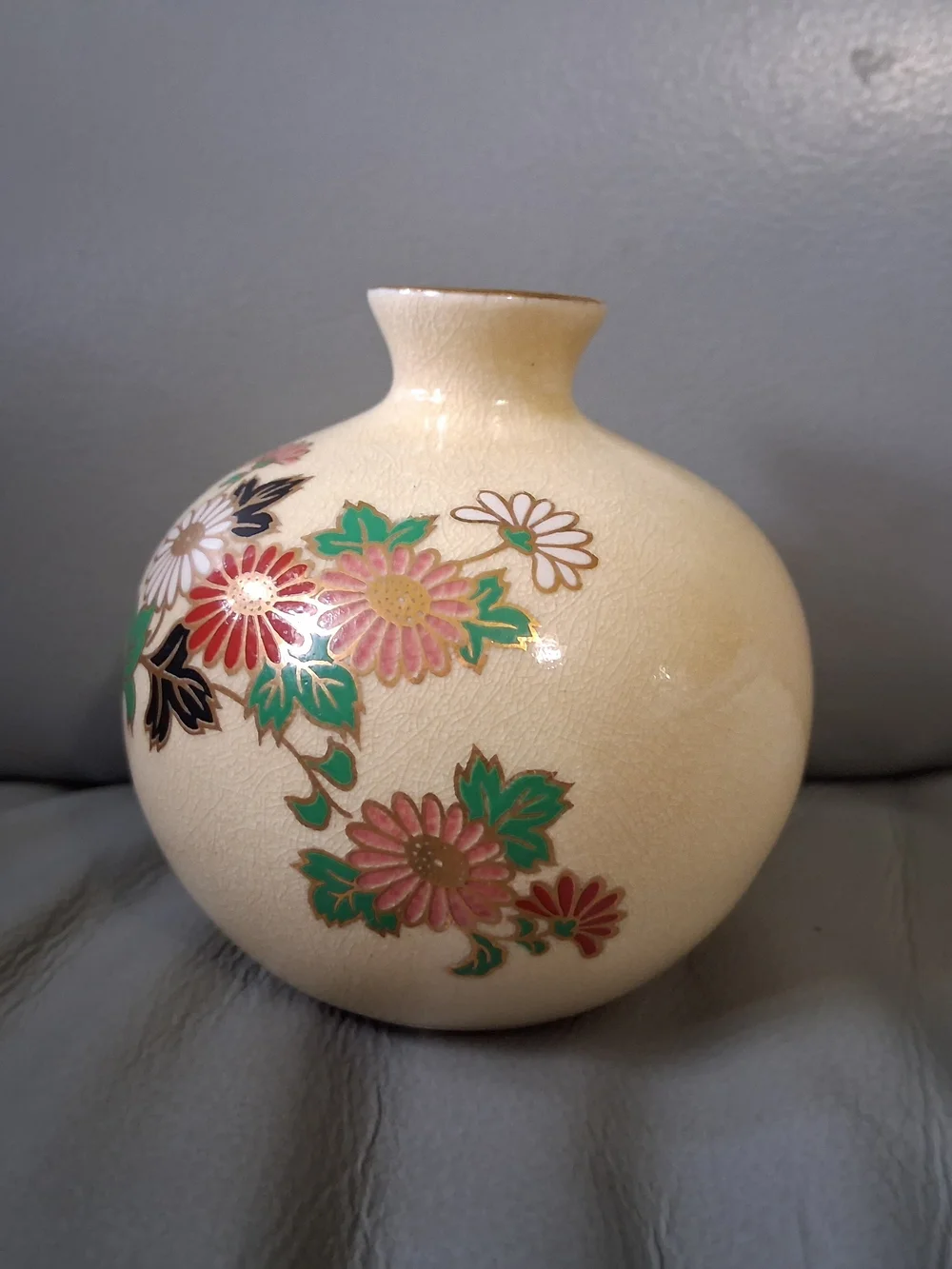 Vintage Hand Painted Japanese Satsuma Style Bud Vase